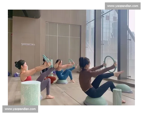 燃脂塑形挑战赛：马甲线达人角逐完美腹部身材